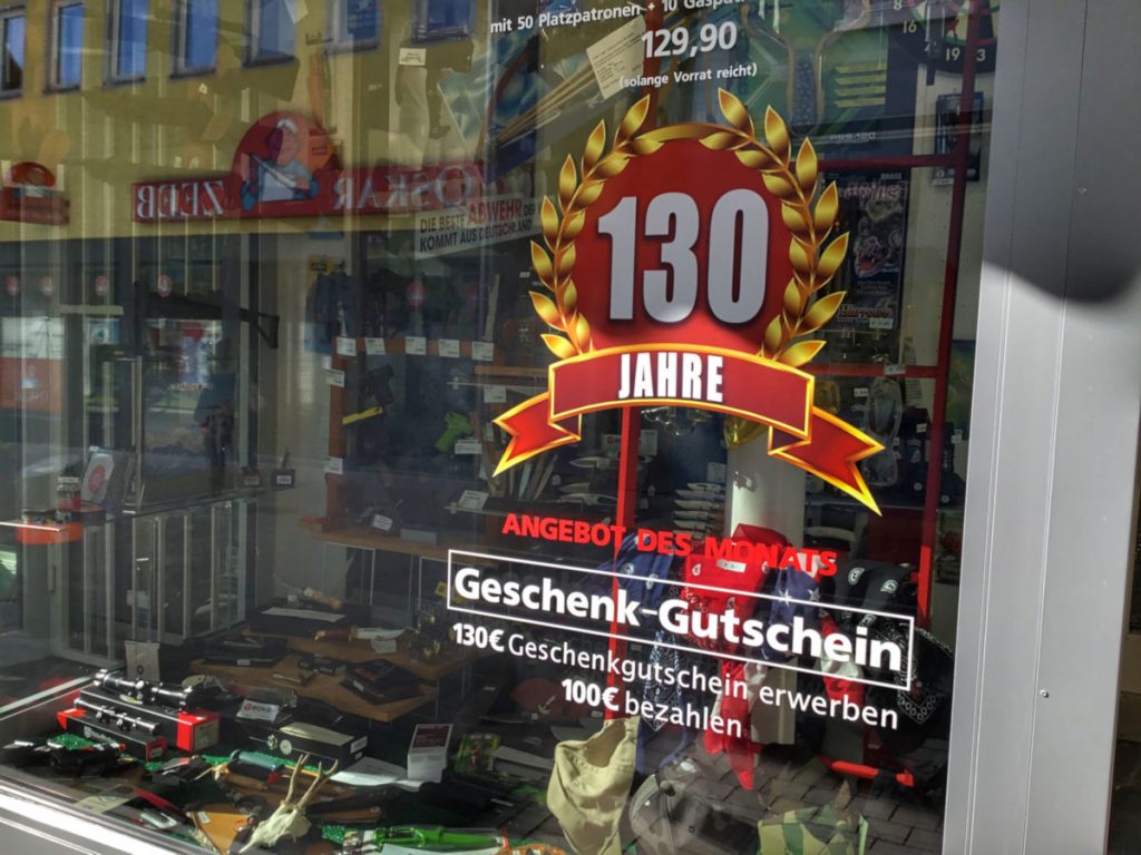 Zum 130. Geburtstag präsentiert Brucklacher jeden Monat eine Jubiläums-Aktion.