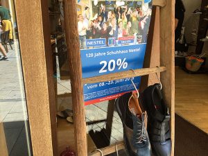 Jubiläumsangebote bei Schuhhaus Nestel und Think! zum 120. Jubilläum