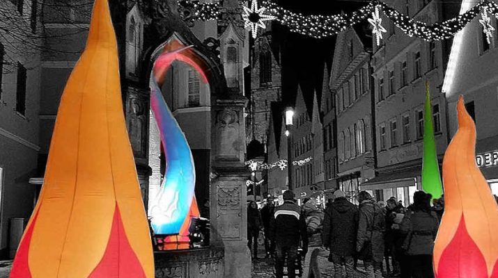 Unter dem Titel " Reutlingen leuchtet" lädt die Stadt zur verkaufslangen Nacht
